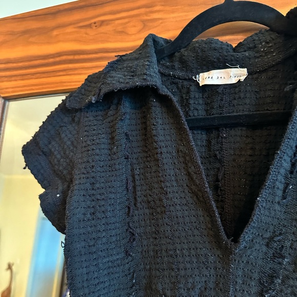 Luna del Pinal Black Knit Cropped Collared Short Sleeve - Picture 6 of 6